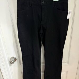 Old Navy women's  mid rise wow boot cut Black Jeans